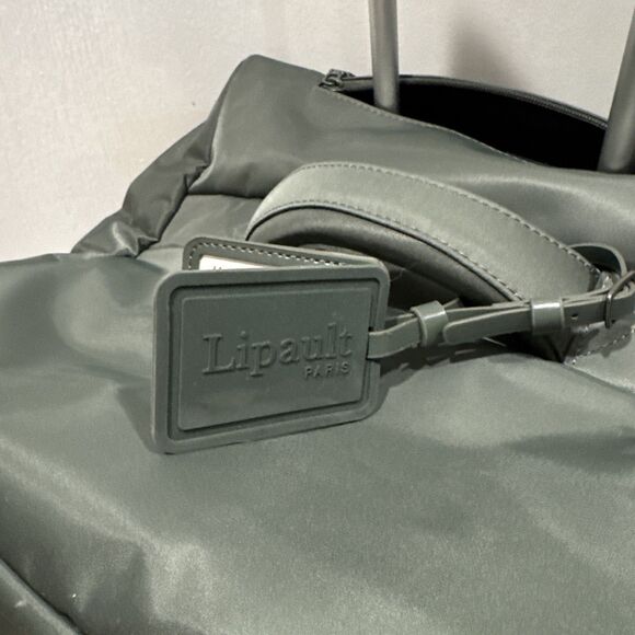 Lipault Paris Foldable Plume Wheeled Duffle Army Green Telescopic Handle & Case - Picture 2 of 16